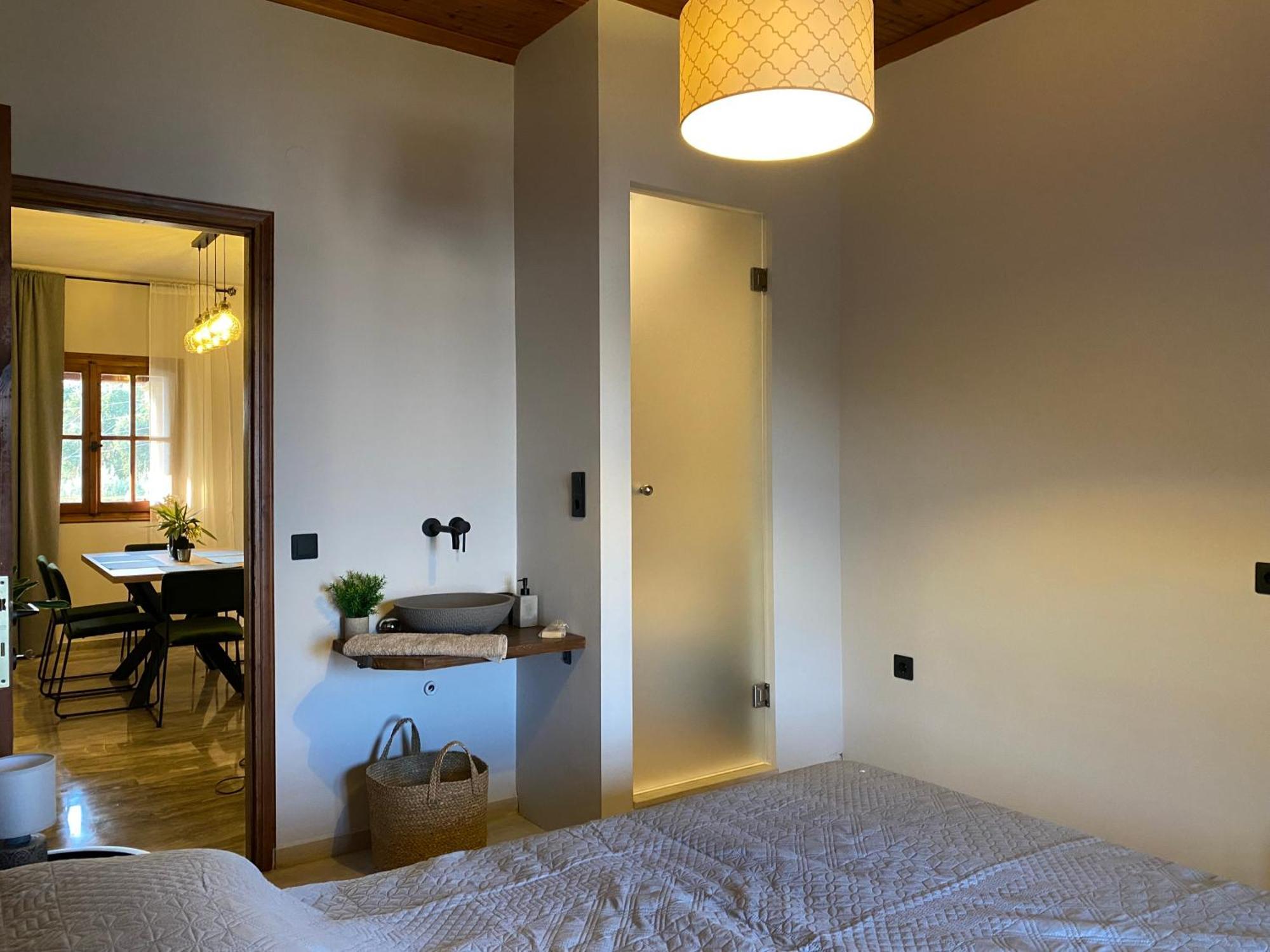Villa Alexandra'S Boutique House à Kato Garouna Extérieur photo